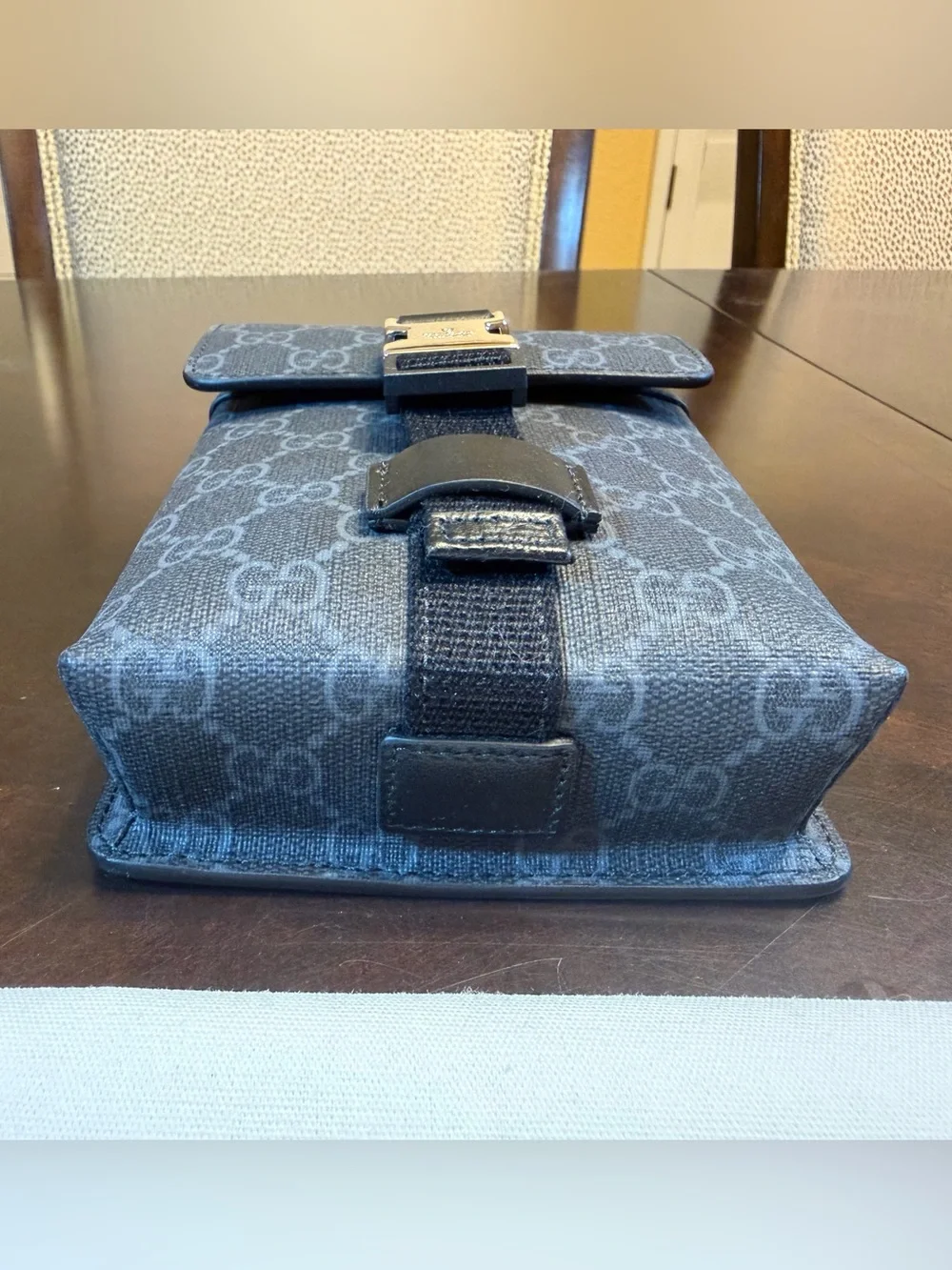 New Authentic Gucci GG Supreme Logo Crossbody Shoulder Bag Black